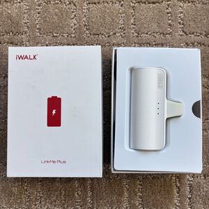 iWALK Portable Charger Power Bank Compatible iPhone 13/12/12 Pro Max/11 Pro/8